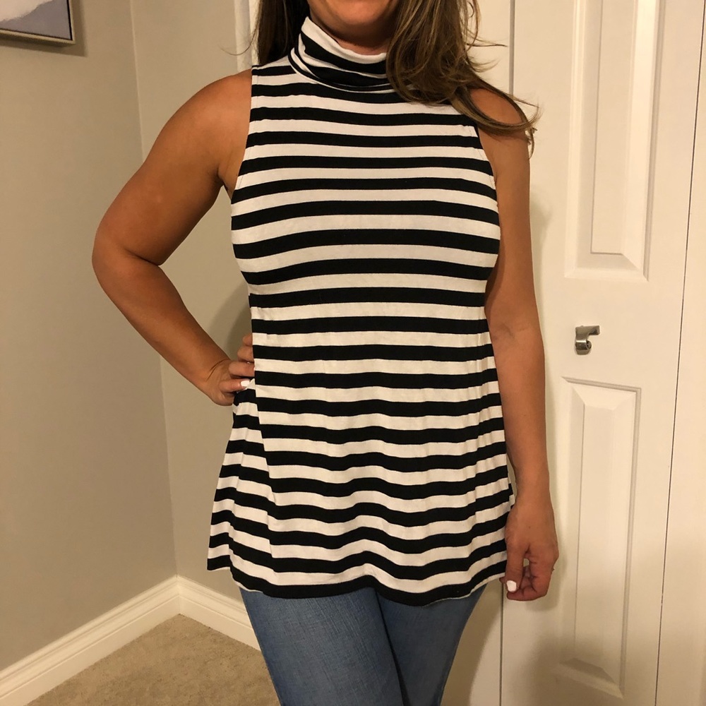 Sleeveless striped top